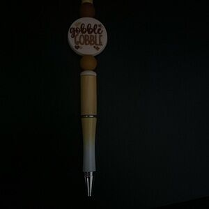 Gobble gobble focal pen